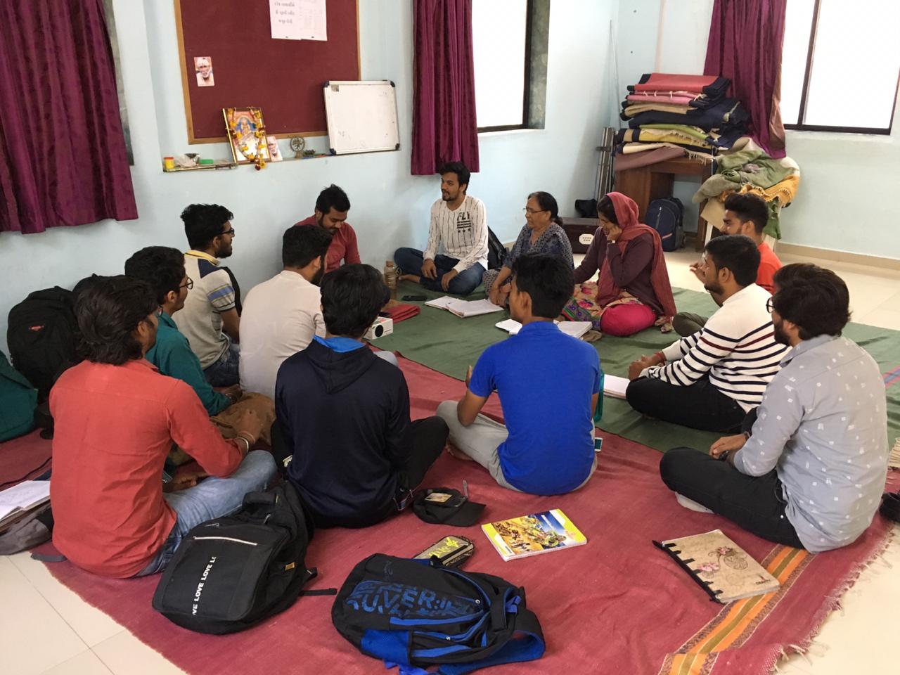 કરાઓકે સંગીતના વર્ગો - ધર્મેશ અંકલેશ્વરીયા
