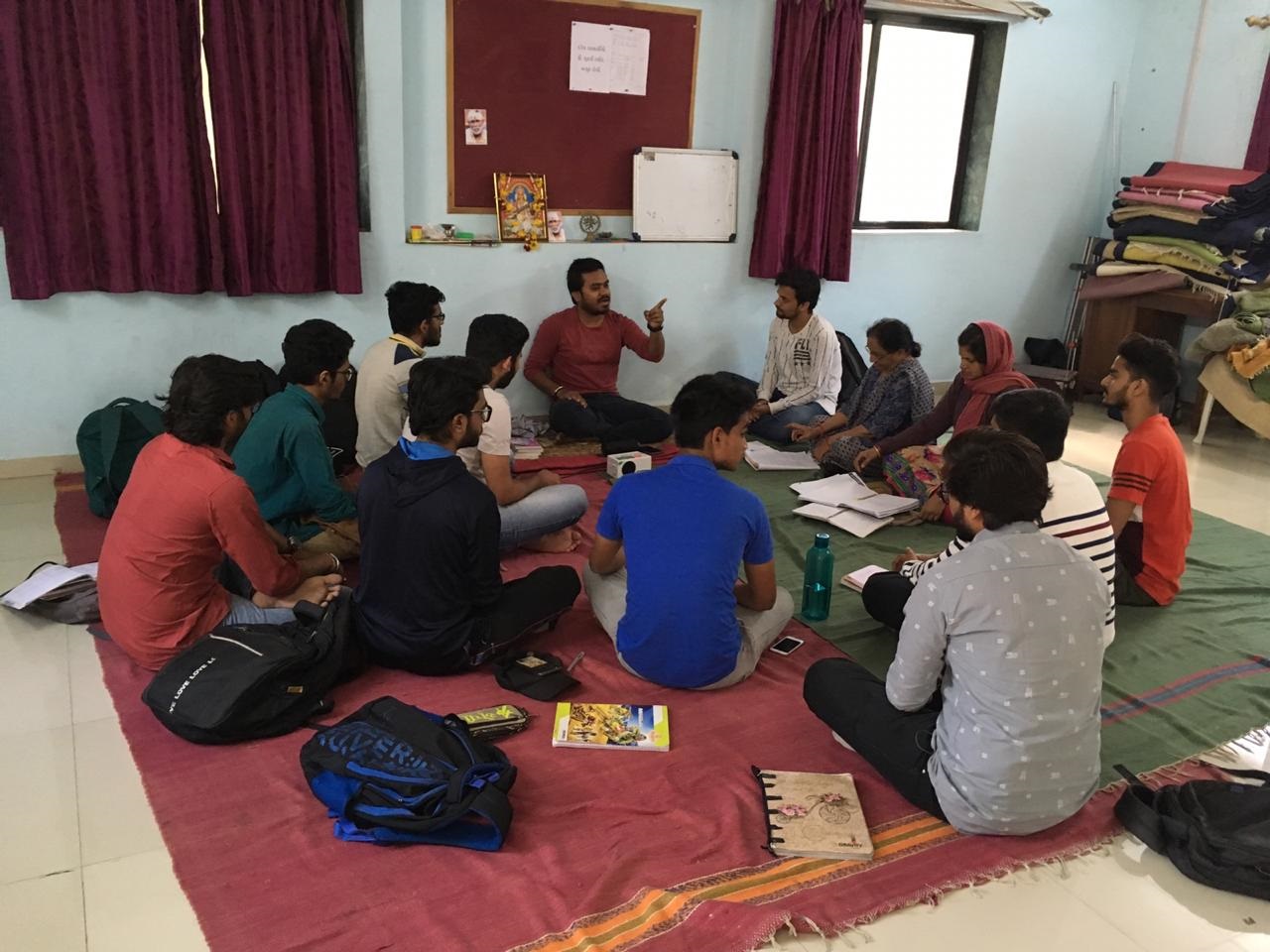 કરાઓકે સંગીતના વર્ગો - ધર્મેશ અંકલેશ્વરીયા