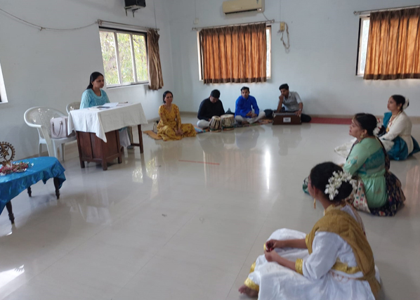 કથક નૃત્ય - સ્નેહલતા ભાટિયા