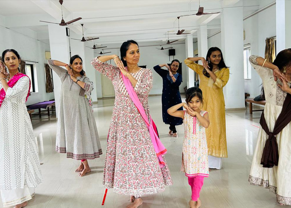 કથક નૃત્ય - સ્નેહલતા ભાટિયા