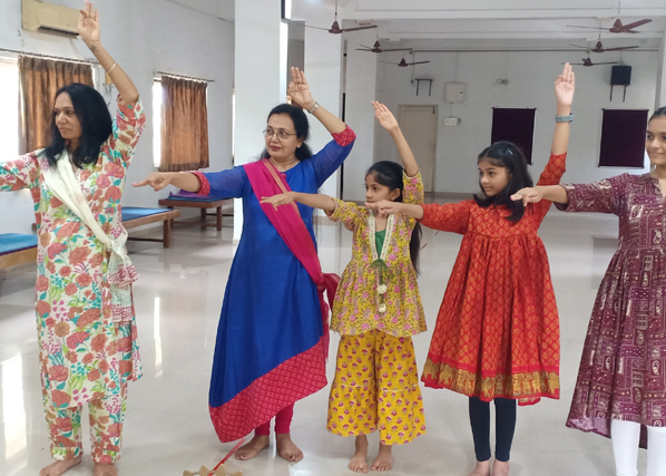 કથક નૃત્ય - સ્નેહલતા ભાટિયા